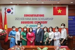 Lễ trao học bổng KEB Hana 2021