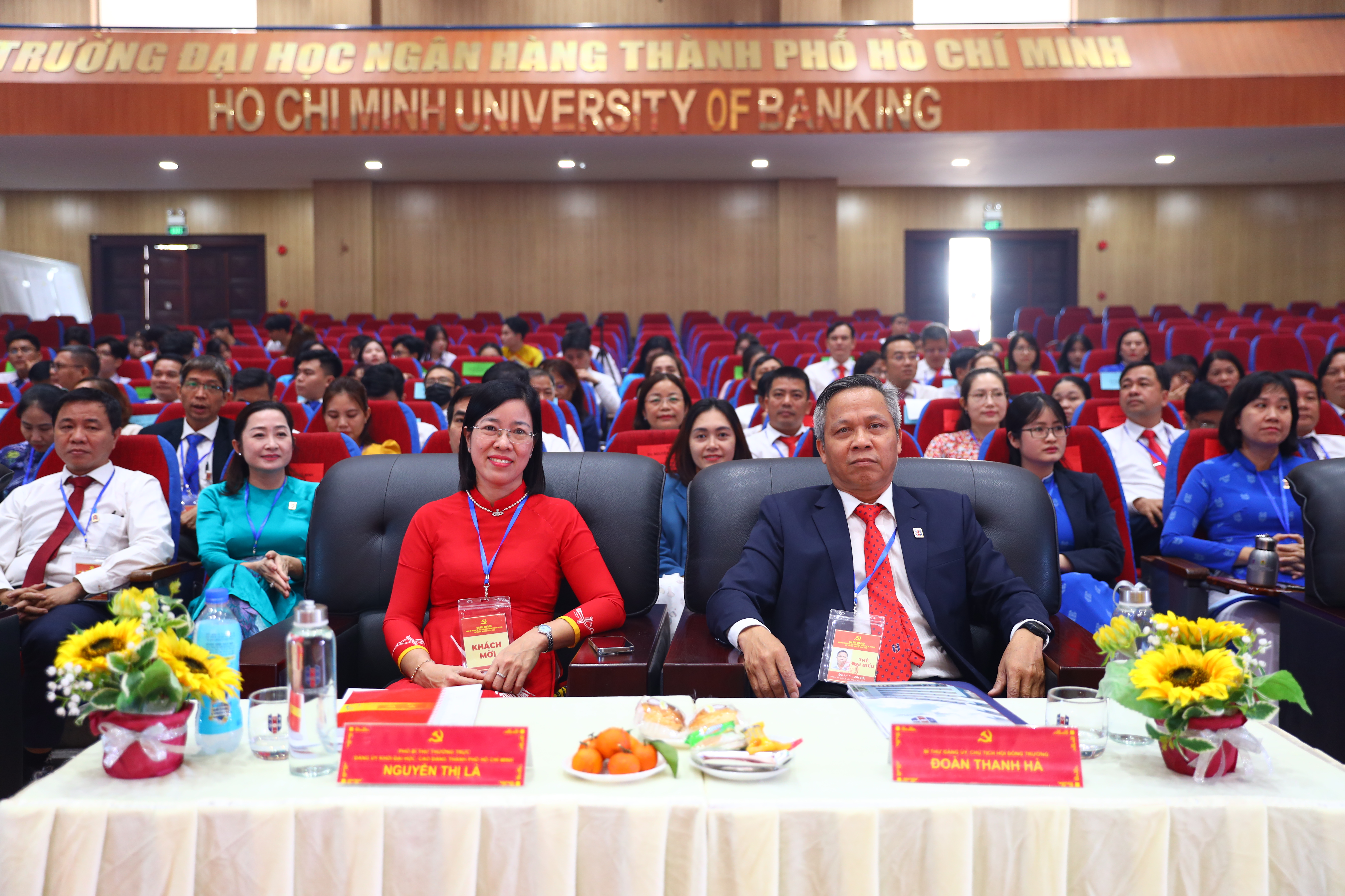 Đồng chí Nguyễn Thị Là và Đồng chí Đoàn Thanh Hà tại Đại hội