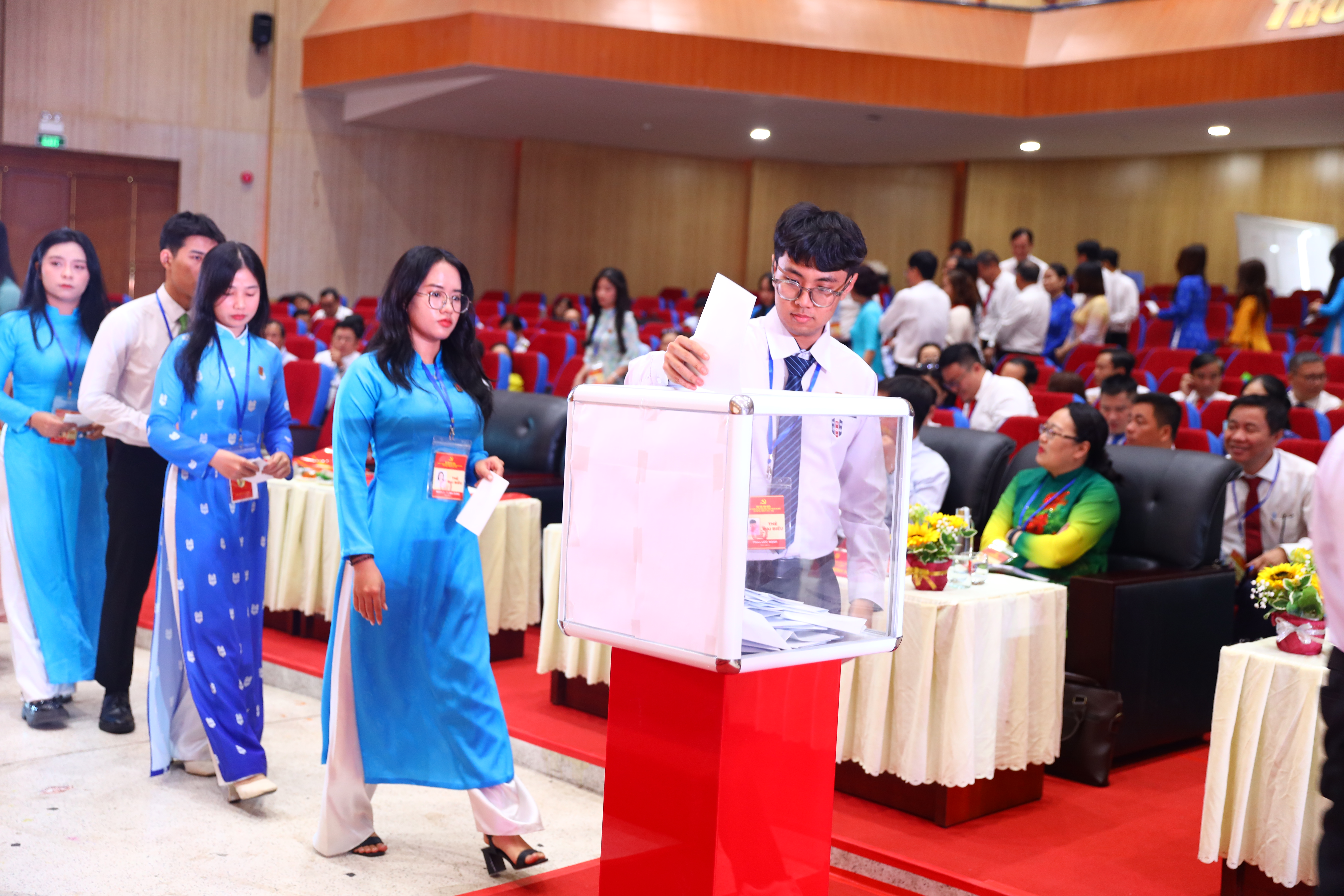 Đại hội tiến hành Bầu Ban chấp hành Đảng uỷ nhiệm kỳ 2025-2030