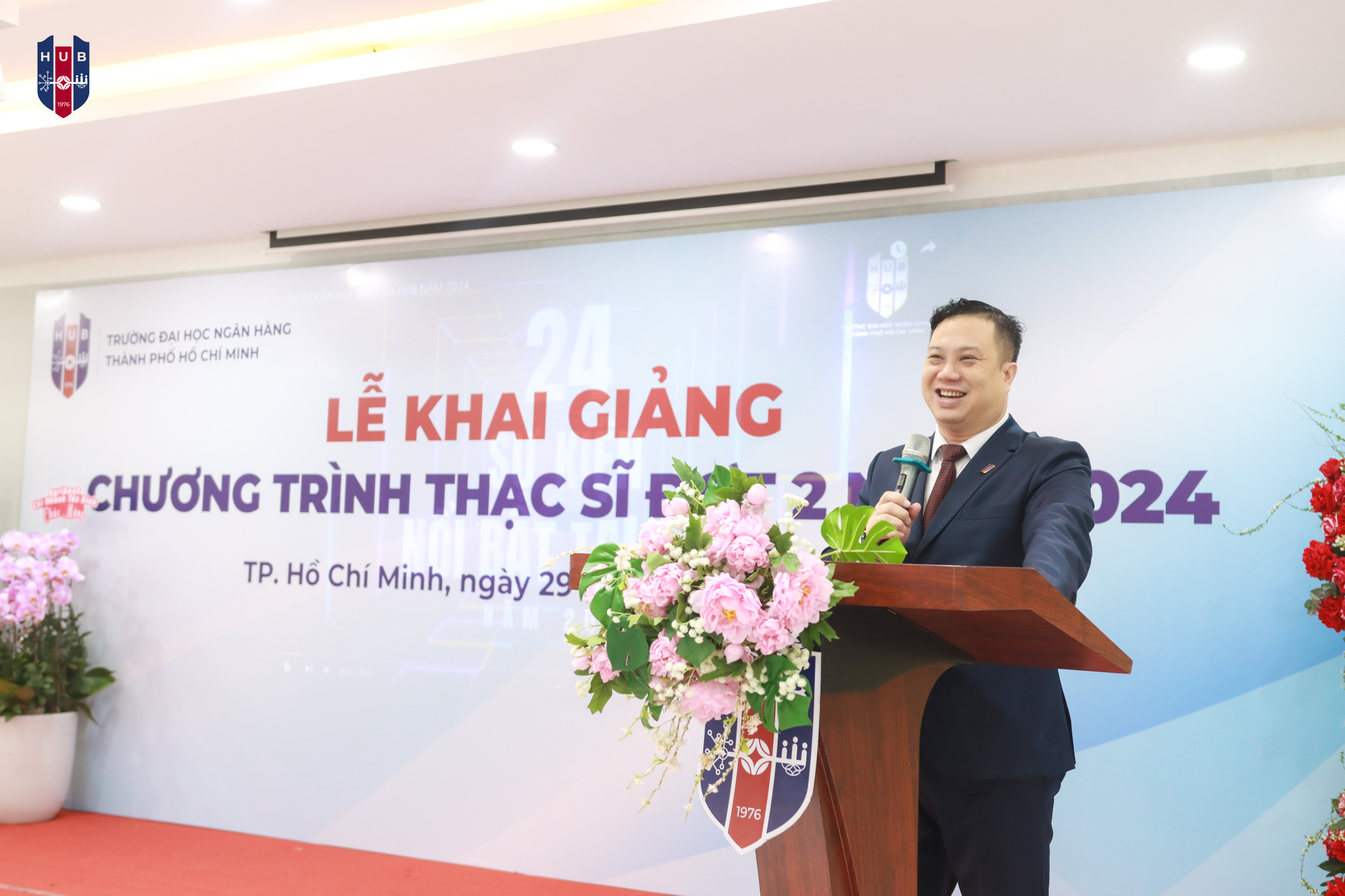 PGS.TS Nguyễn Đức Trung phát biểu với vai trò tân học viên ngành Hệ thống thông tin quản lý