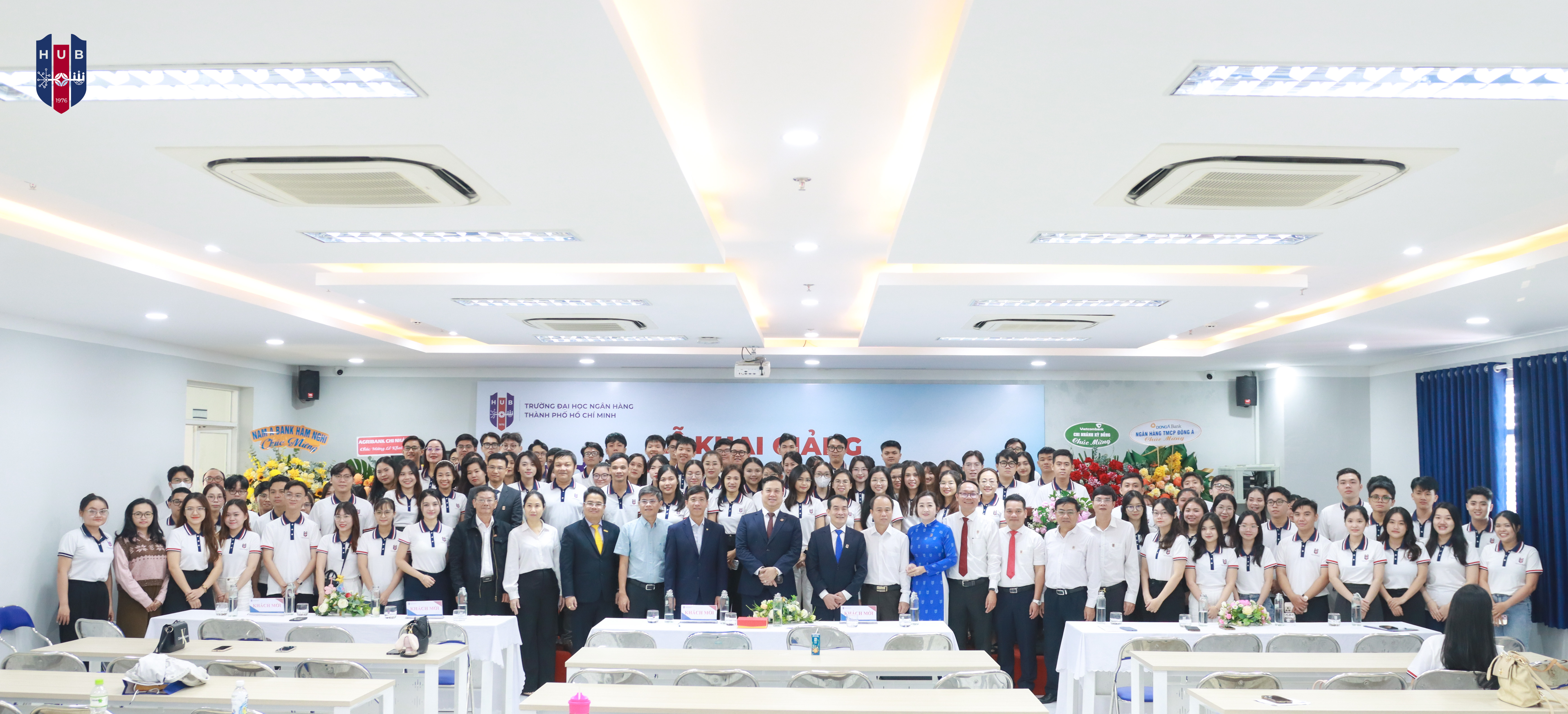 Chụp hình lưu niệm