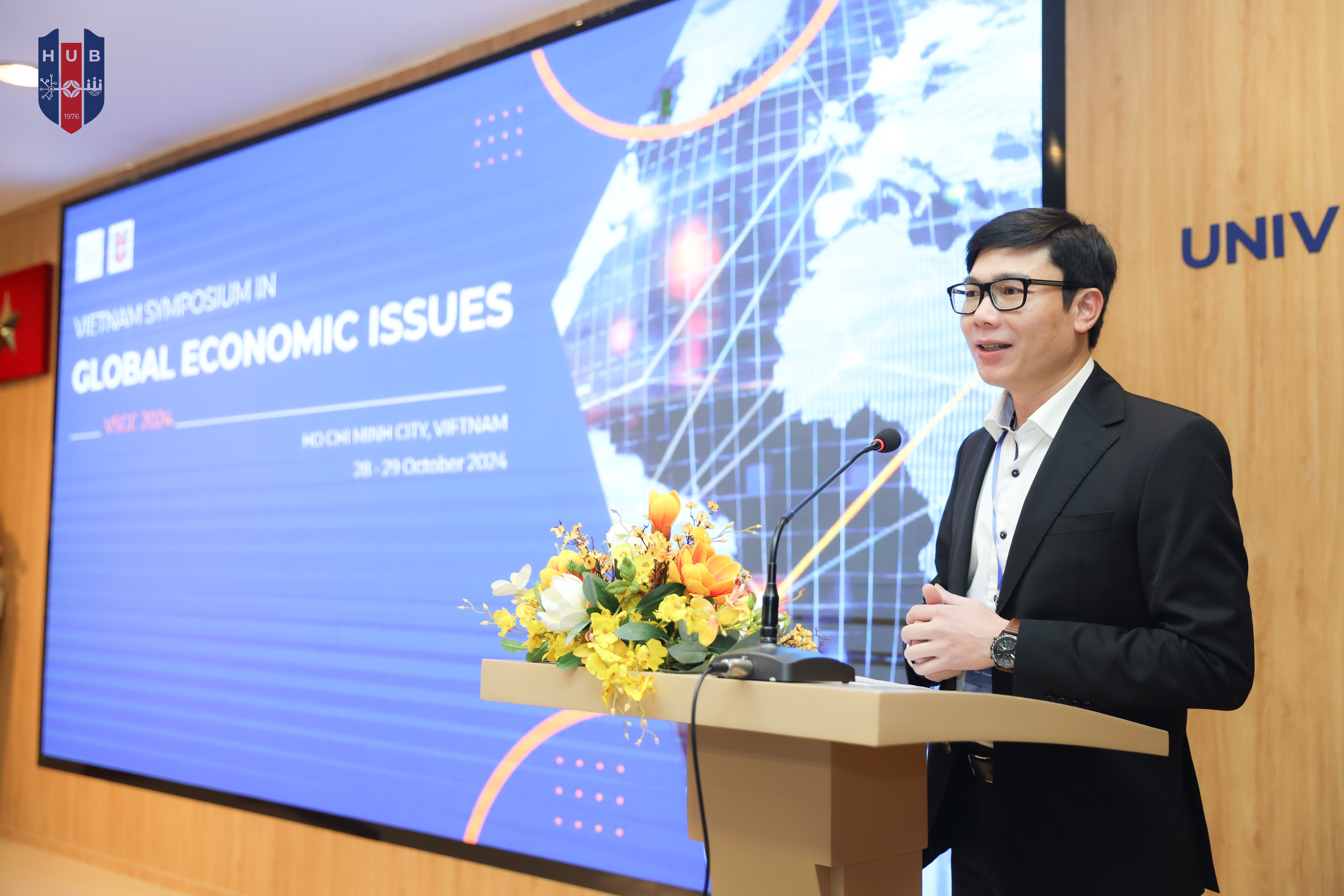 GS. Nguyễn Đức Khương - Chủ tịch AVSE Global phát biểu tại buổi khai mạc