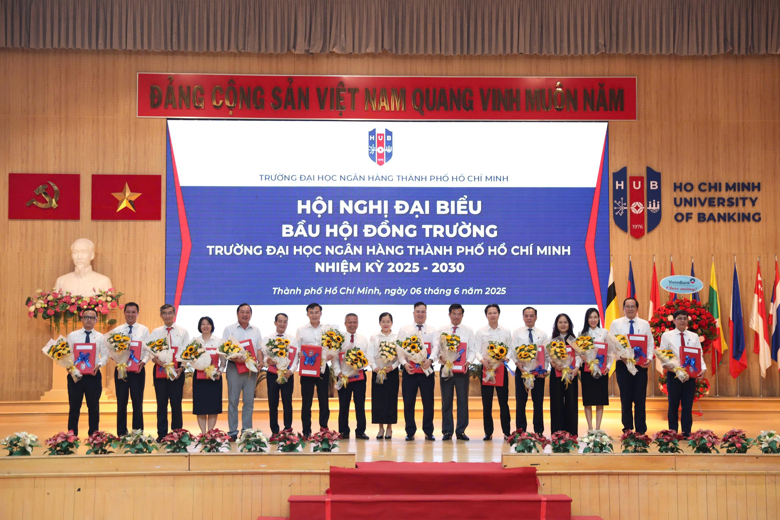 Tri ân thành viên Hội đồng trường, Nhiệm kỳ 2020-2025