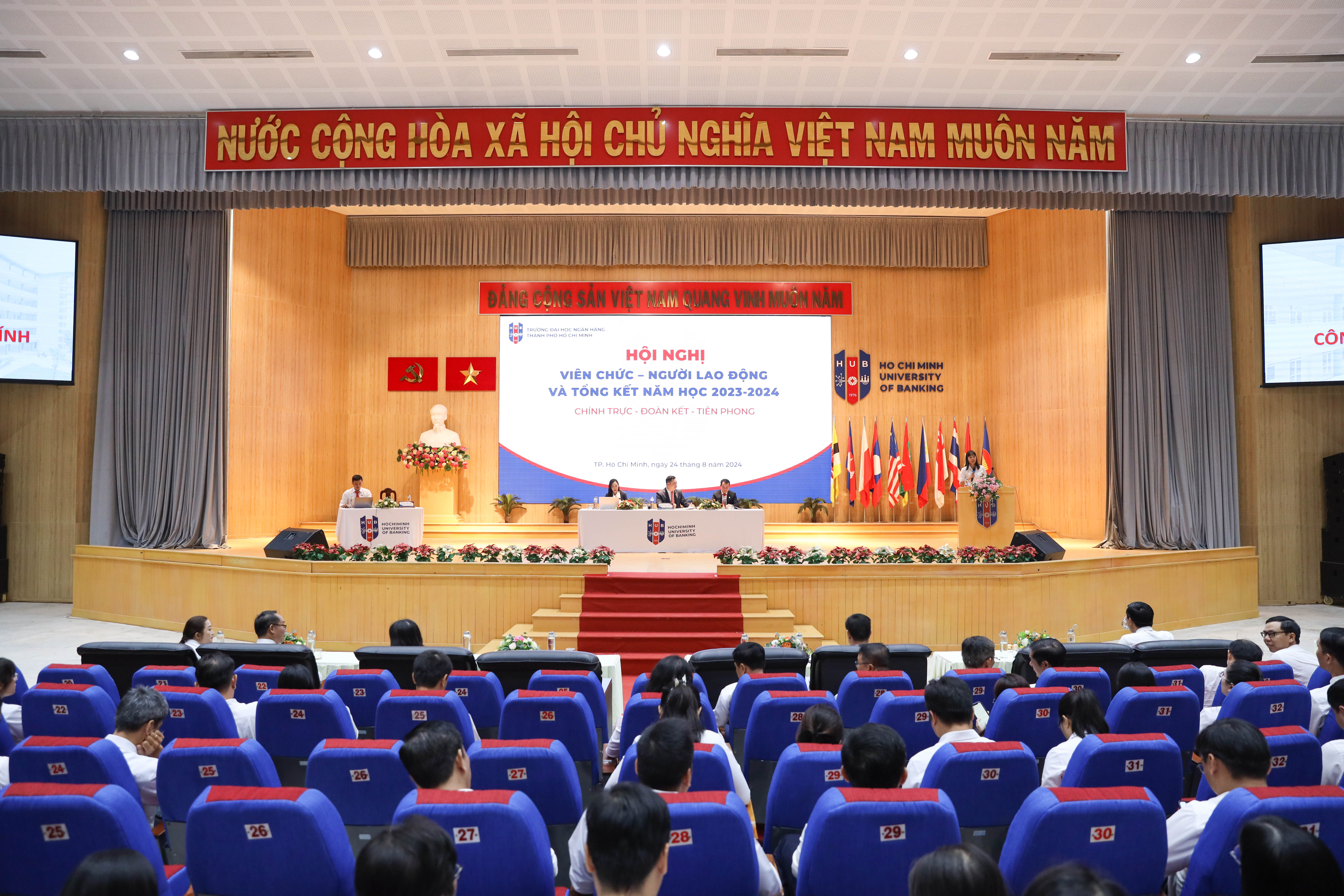 Toàn cảnh Hội nghị